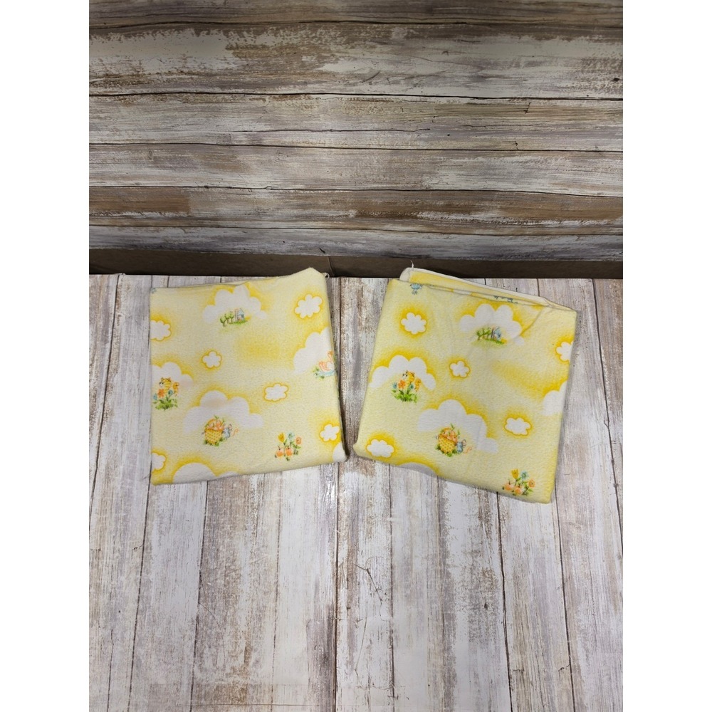 2-Vintage 1982 Dundee Mills Baby Blankets Yellow Bunny‎ Kitten Nursery READ